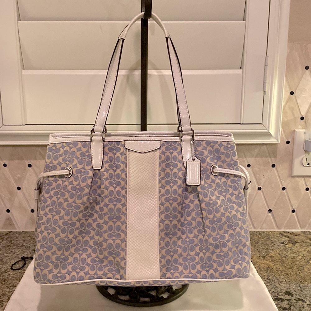 COACH like new chambray denim & leather bag w/ snakeskin vertices stripe #F28932